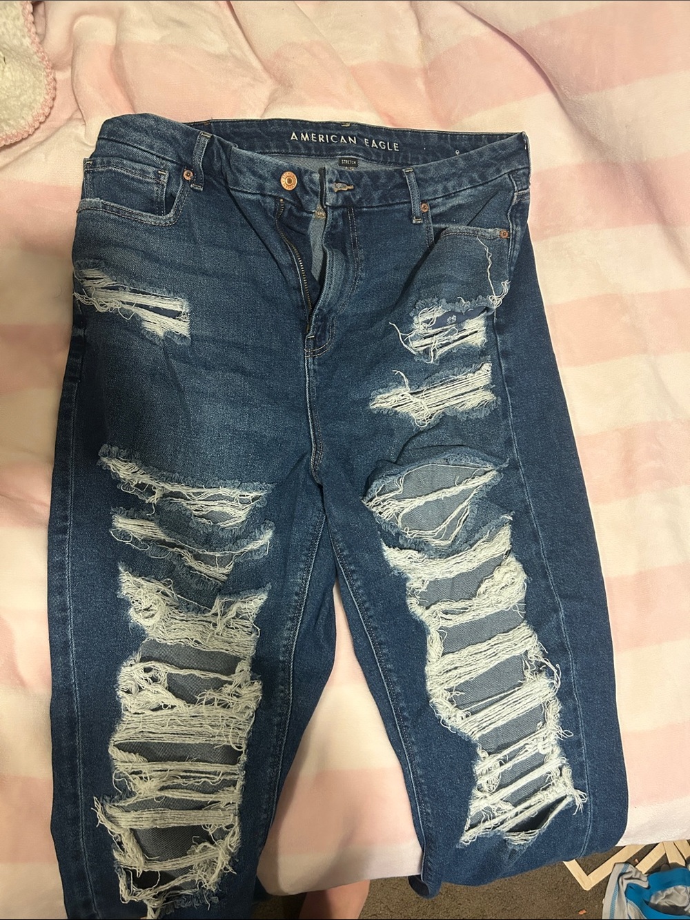 American Eagle Curvy High Rise Women's Ripped Dark Blue Mom Jeans
